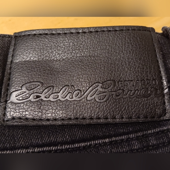 Eddie Baur Men's Field Flex Flannel-Lined Straight Jeans 38/32 ๐ - Picture 5 of 6